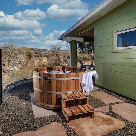Pitchner Place Creekfront Hot Tub Fire Pit Cornville Exteriör bild